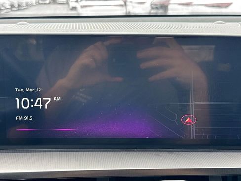 Used 2025 Kia Telluride S image 16