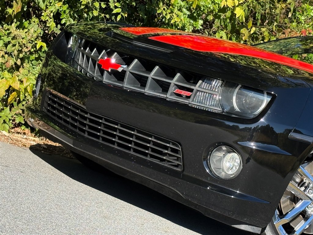 Used 2011 Chevrolet Camaro SS w/ RS Package RWD image 5