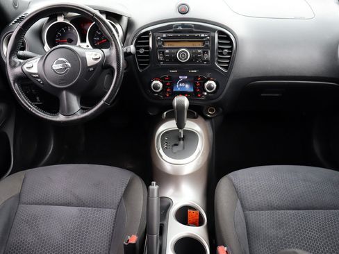 Used 2011 Nissan Juke SV AWD/4WD image 9