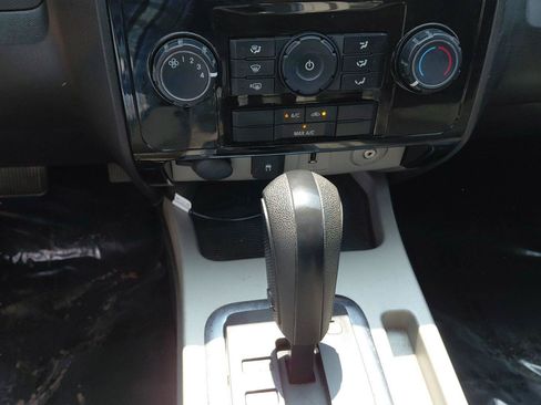Used 2010 Ford Escape XLT FWD image 39