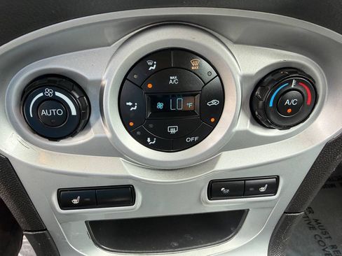 Used 2018 Ford Fiesta SE FWD image 24