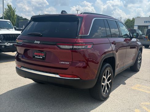 Used 2025 Jeep Grand Cherokee Limited AWD/4WD image 5