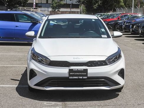 Certified 2024 Kia Forte LXS FWD image 3