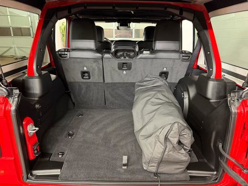 Used 2024 Jeep Wrangler Unlimited Rubicon 392 AWD/4WD image 36