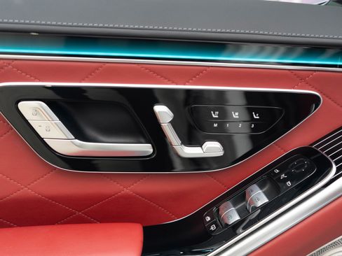 Used 2023 Mercedes-Benz S 580 4MATIC Sedan image 12