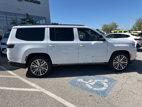 New 2025 Jeep Wagoneer Series II image 37