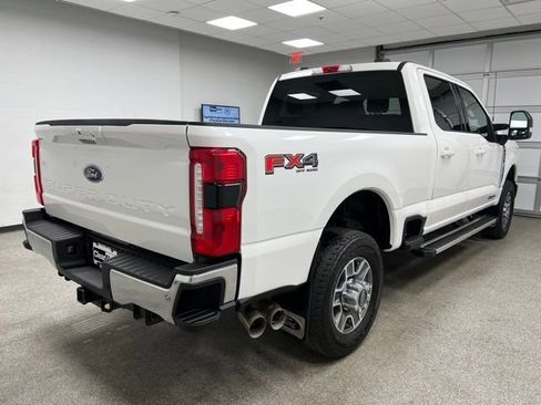 Used 2025 Ford F350 Lariat image 11