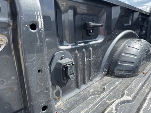 Used 2017 Ford F250 XLT w/ XLT Premium Package image 28