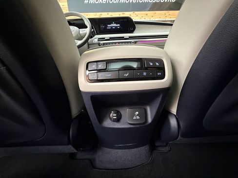 Certified 2023 Hyundai Palisade Calligraphy w/ Cargo Package image 29