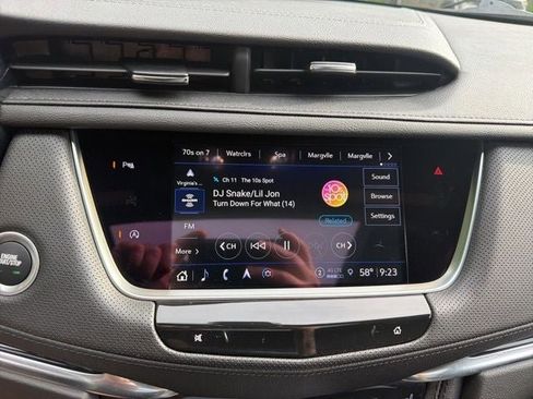 Certified 2023 Cadillac XT5 Premium Luxury AWD/4WD image 11