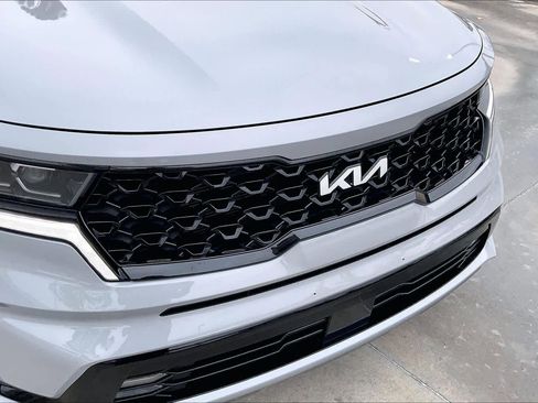 Used 2022 Kia Sorento SX image 28