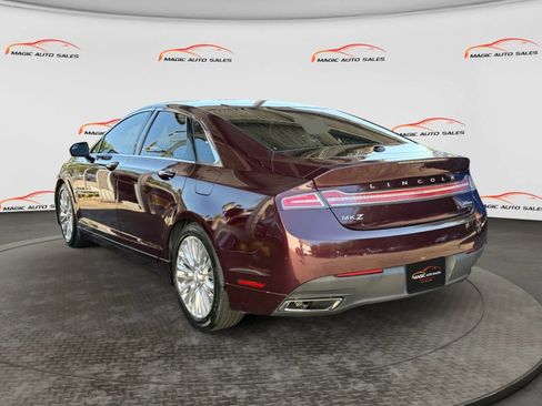 Used 2013 Lincoln MKZ FWD image 6