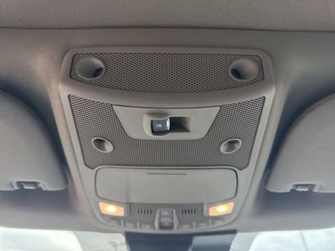 Used 2019 Ford F150 Lariat w/ Equipment Group 502A Luxury image 32