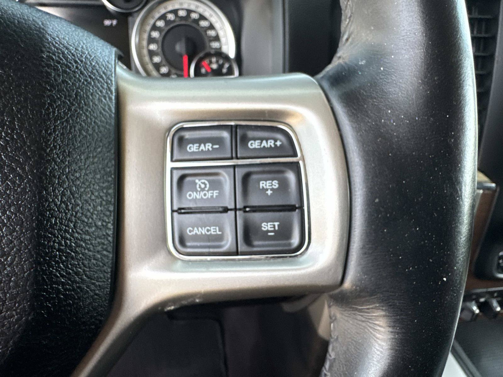 Used 2017 RAM 1500 Laramie w/ Convenience Group AWD/4WD image 37