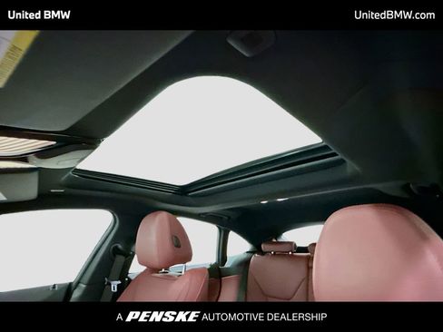 Used 2023 BMW i4 eDrive40 w/ Premium Package image 12