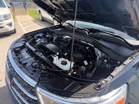 Used 2020 Ford Explorer XLT w/ Equipment Group 202A image 24