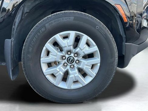 Used 2024 Nissan Frontier SV w/ SV Convenience Package image 31