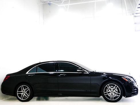 Used 2018 Mercedes-Benz S 560 4MATIC Sedan image 5