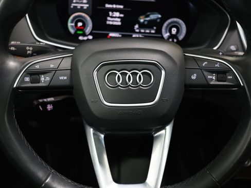 Used 2021 Audi Q5 e Premium w/ Convenience Package AWD/4WD image 17