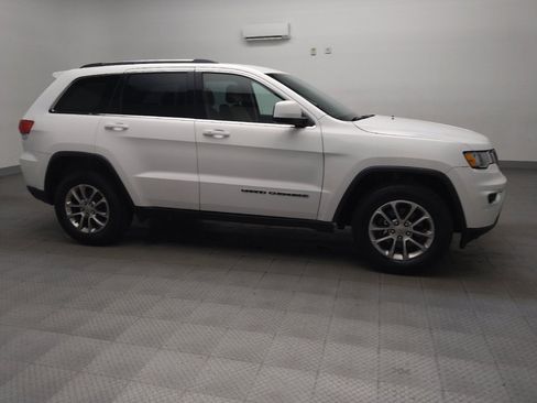 Used 2017 Jeep Grand Cherokee Laredo w/ Quick Order Package 2BE image 11