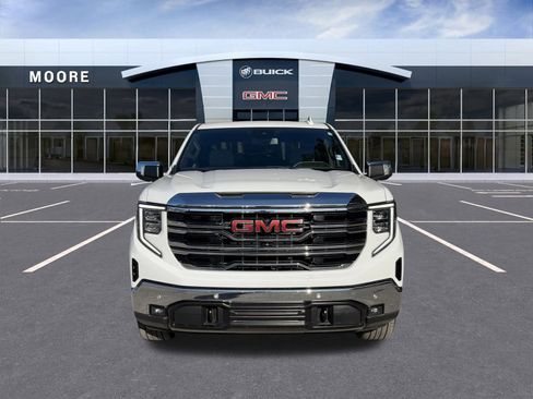 Used 2022 GMC Sierra 1500 SLT w/ SLT Premium Plus Package image 8