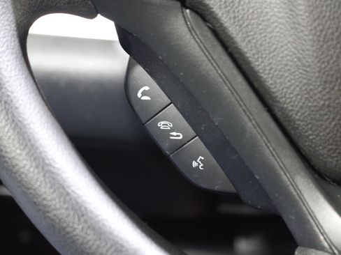 Used 2016 Honda CR-V LX image 12