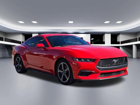 Used 2024 Ford Mustang Premium image 8