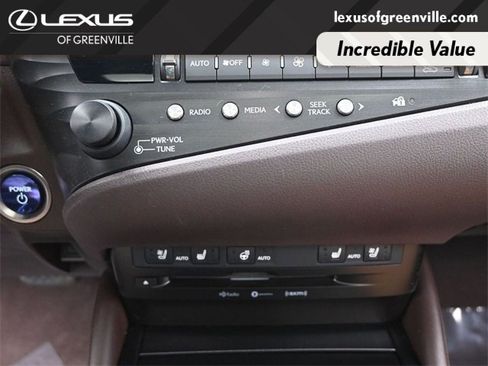 Used 2019 Lexus ES 300h image 18