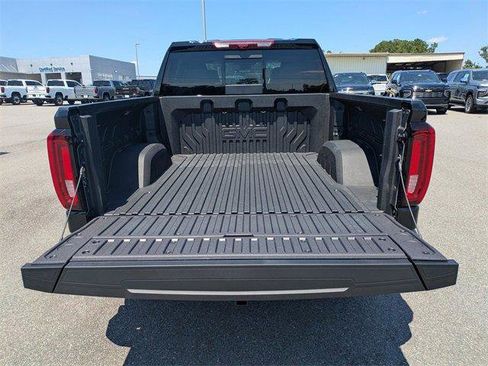 New 2026 GMC Sierra 1500 Denali w/ Denali Reserve Package image 15