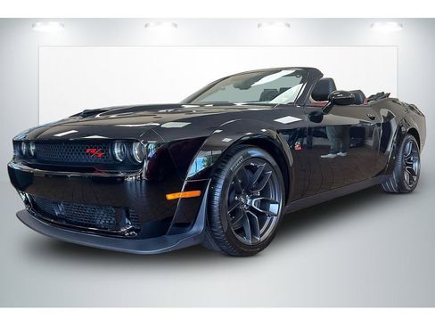 New 2023 Dodge Challenger R/T Scat Pack RWD image 2