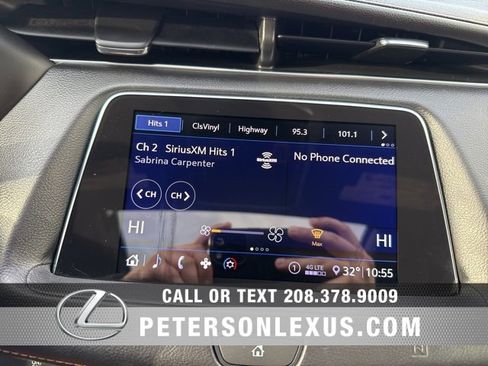 Used 2020 Cadillac XT4 Premium Luxury image 16