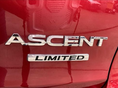 Used 2023 Subaru Ascent Limited w/ Technology Package AWD/4WD image 10