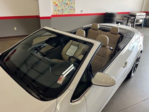 Used 2019 Buick Cascada Premium image 24