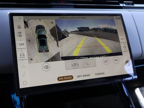 New 2026 Land Rover Range Rover Sport Dynamic SE AWD/4WD image 13