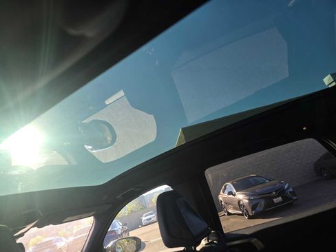 Used 2025 BMW X3 M50 image 21