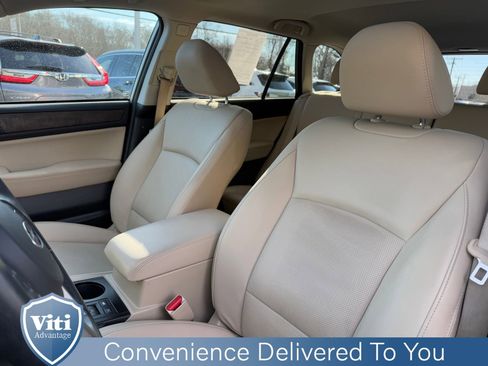 Used 2017 Subaru Outback 2.5i Limited image 18