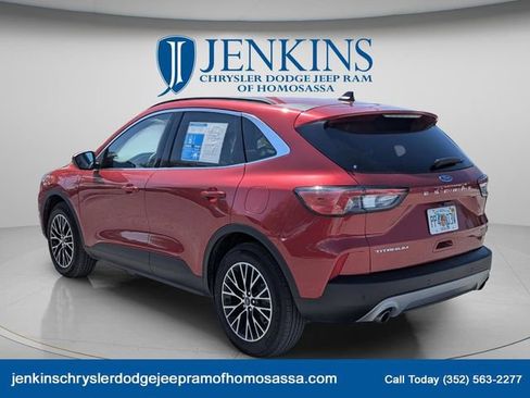 Used 2022 Ford Escape Titanium w/ Titanium Premium Package FWD image 7