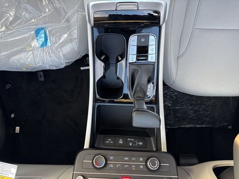 New 2026 Hyundai Tucson SE image 15