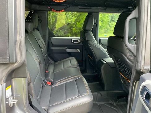 Used 2023 Ford Bronco Badlands w/ Sasquatch Package AWD/4WD image 34