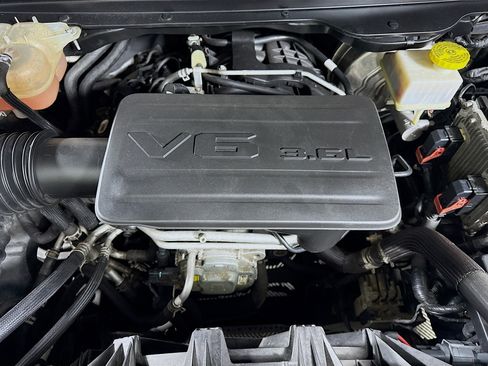 Used 2019 RAM 1500 Big Horn AWD/4WD image 39
