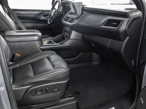 Used 2022 Chevrolet Tahoe RST w/ Luxury Package AWD/4WD image 45