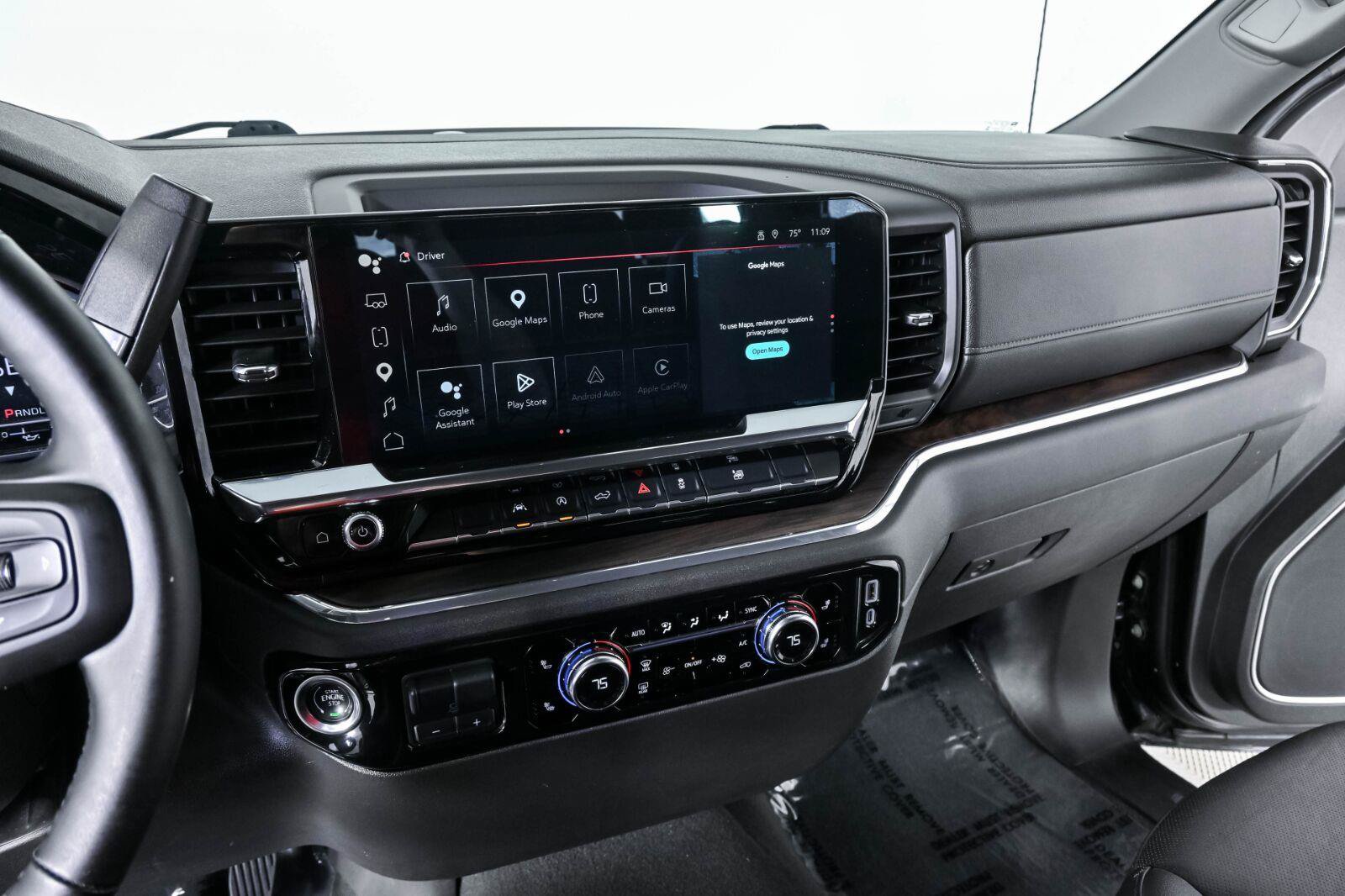 Used 2025 GMC Sierra 1500 SLT RWD image 12