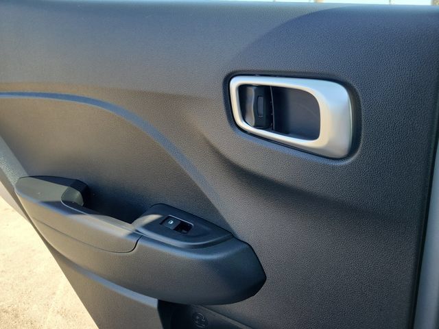 Certified 2026 Hyundai Venue SE FWD image 22