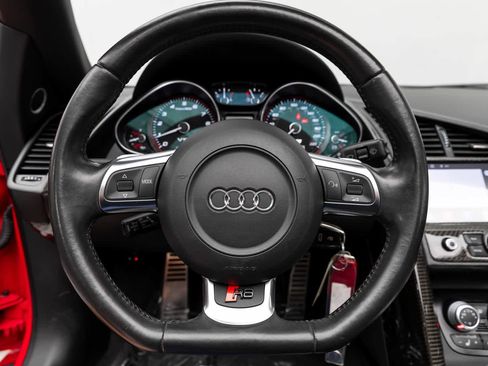 Used 2011 Audi R8 V10 AWD/4WD image 15