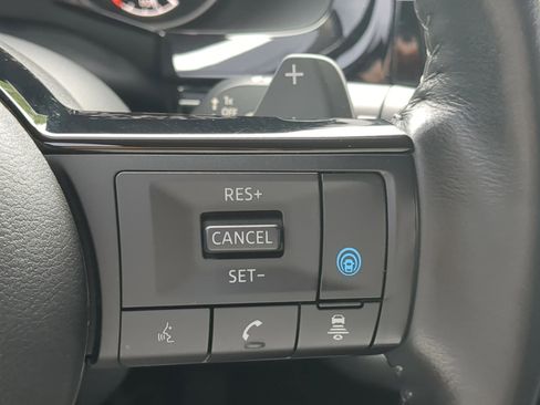 Used 2022 Nissan Pathfinder SL FWD image 24