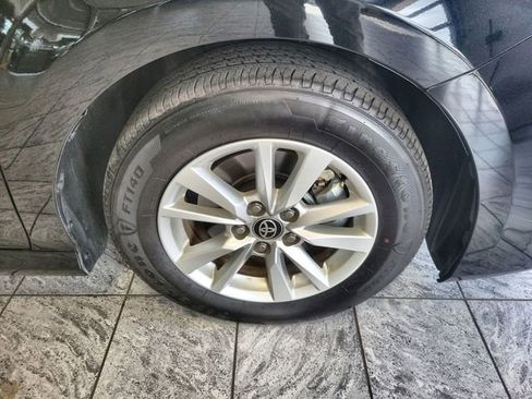 Used 2025 Toyota Camry LE FWD image 10