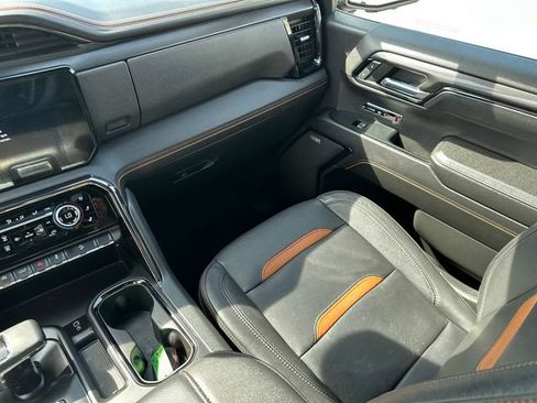 Certified 2023 GMC Sierra 1500 AT4 w/ AT4 Preferred Package AWD/4WD image 24