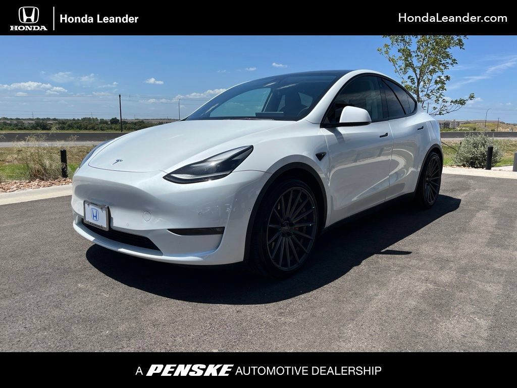 Used 2022 Tesla Model Y Performance AWD/4WD image 1