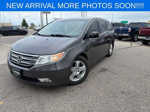Used 2013 Honda Odyssey Touring image 2