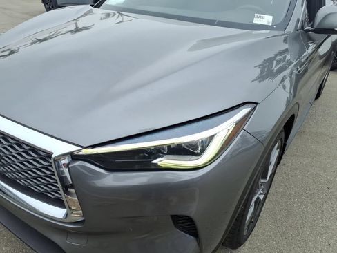 Used 2019 INFINITI QX50 Essential w/ Sensory Package FWD image 2
